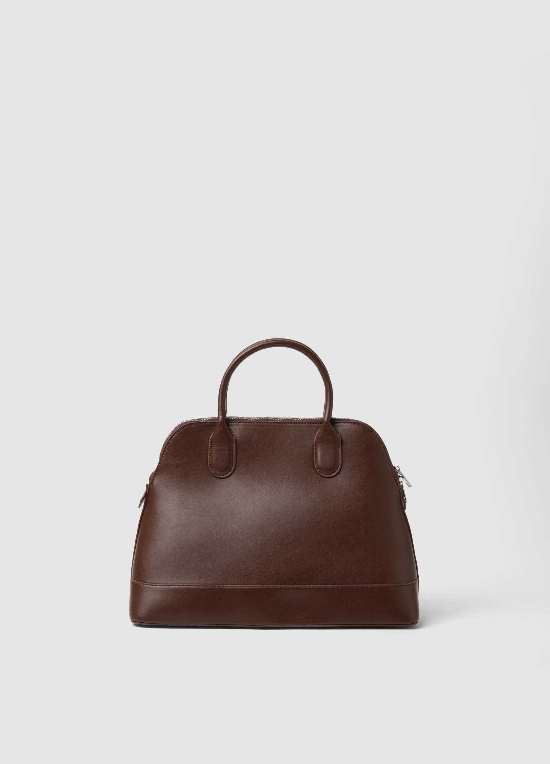 Brown handbag with zip closure