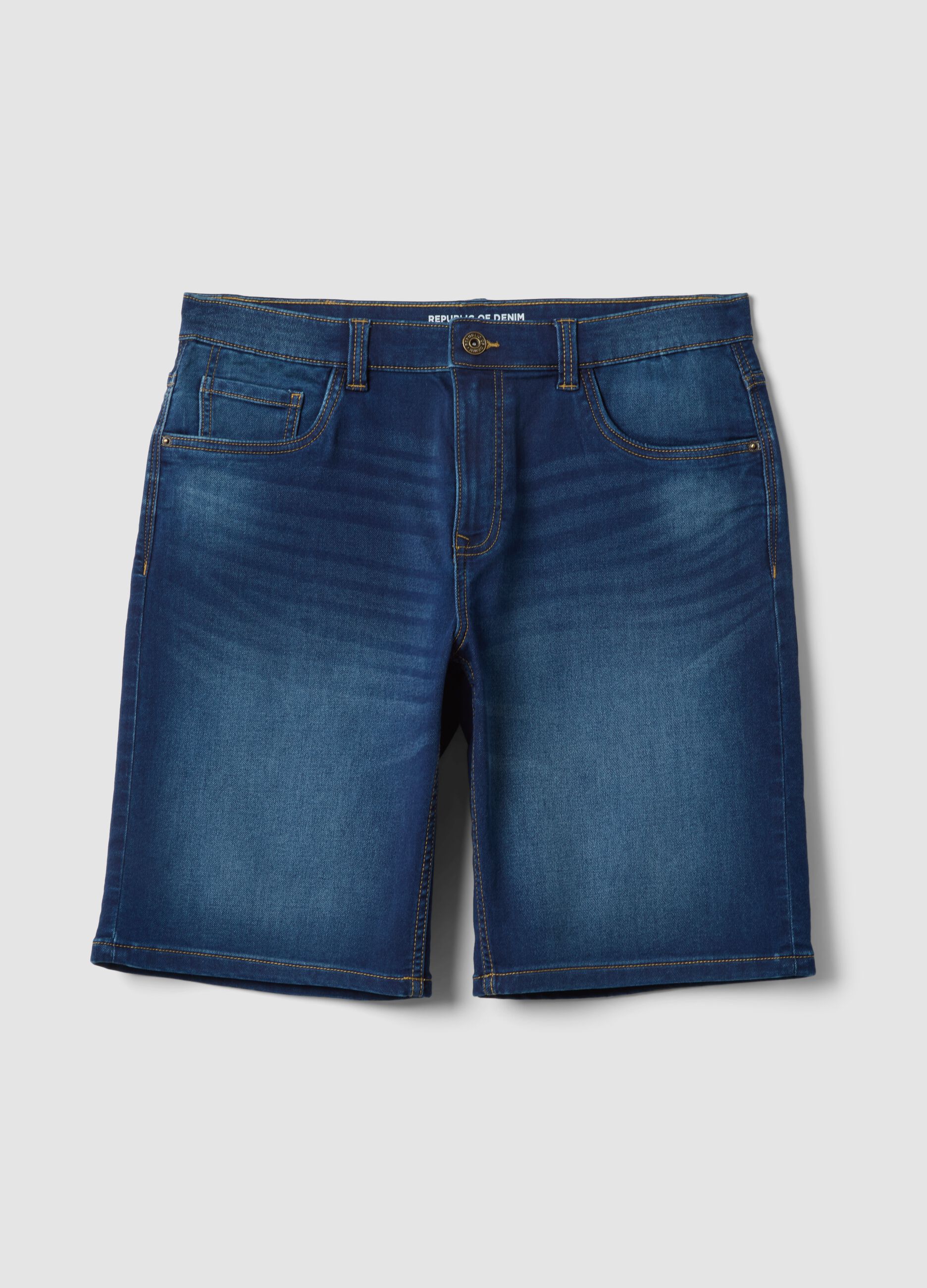 Blue denim shorts in stretch cotton blend, regular fit