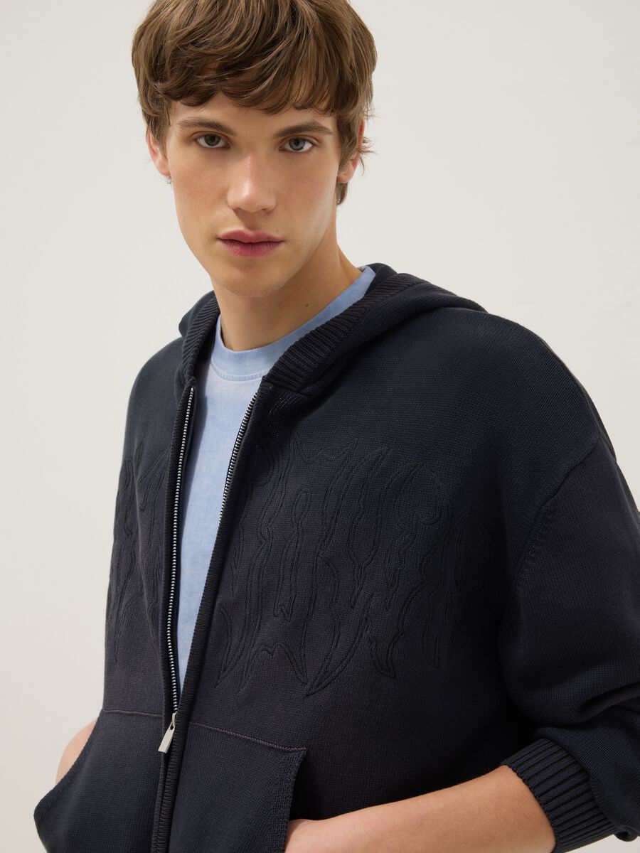 Schwarzes Baumwoll-Kapuzenpullover im Oversize-Format mit Rei&szlig;verschluss_2