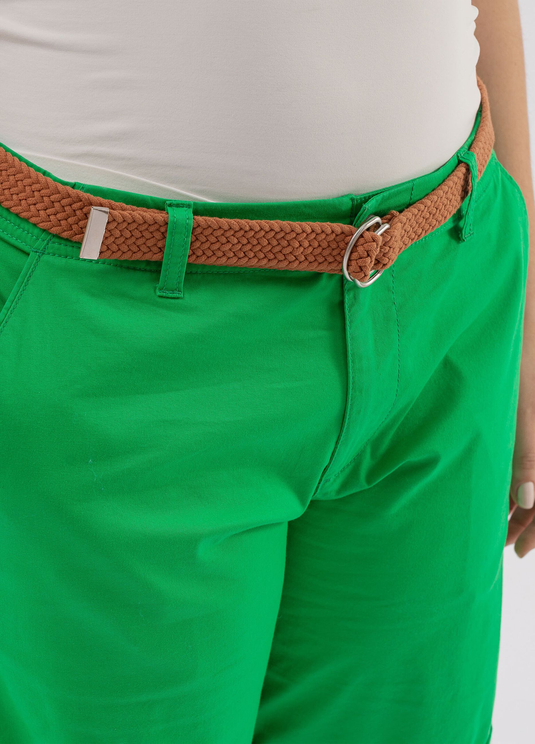 Curvy chino shorts with belt