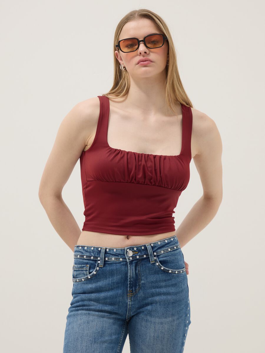 Rotes Regular-Fit-Tanktop aus Stretchmaterial mit Falten_0