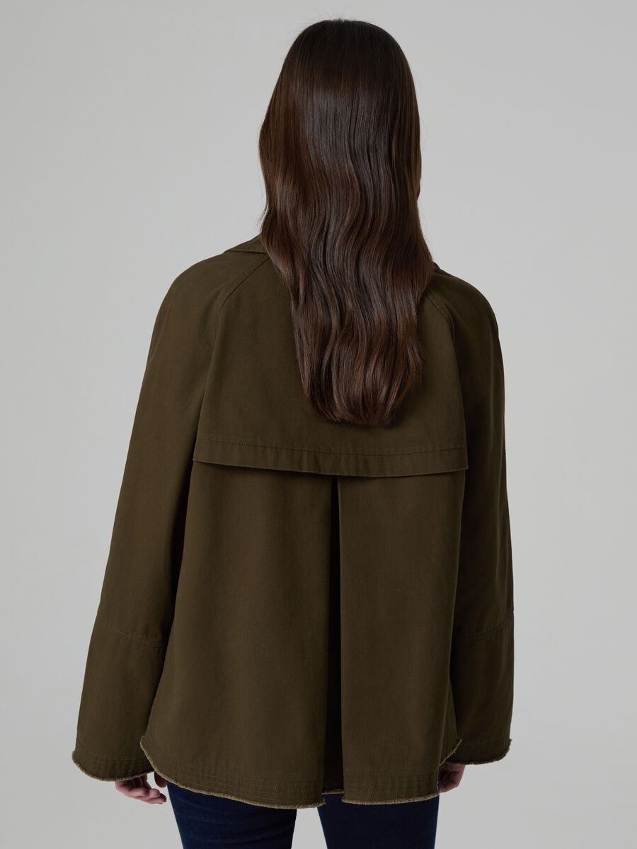 Short double-breasted trench coat_1