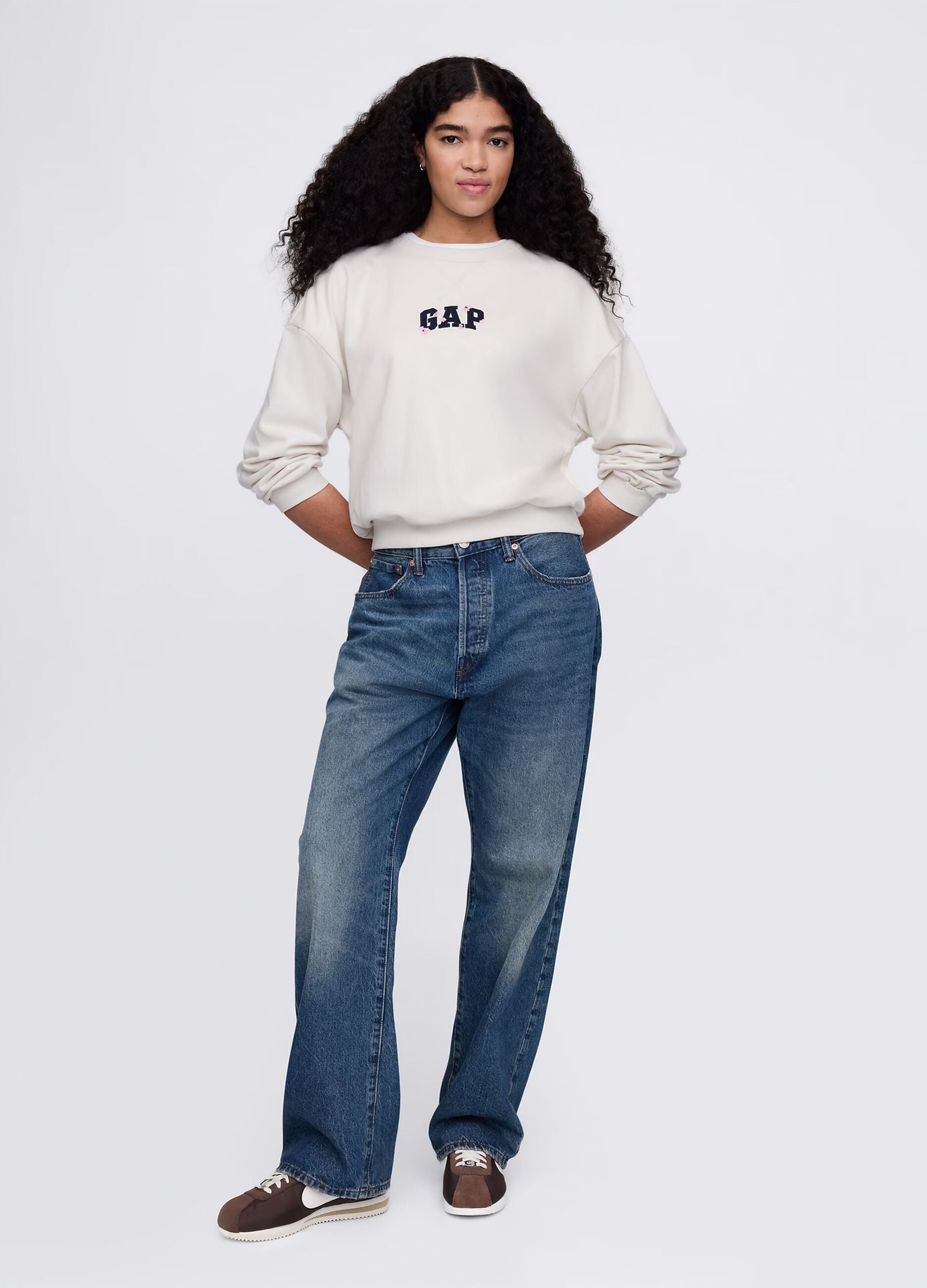 Wei&szlig;e Sweatshirt mit gesticktem GAP-Logo