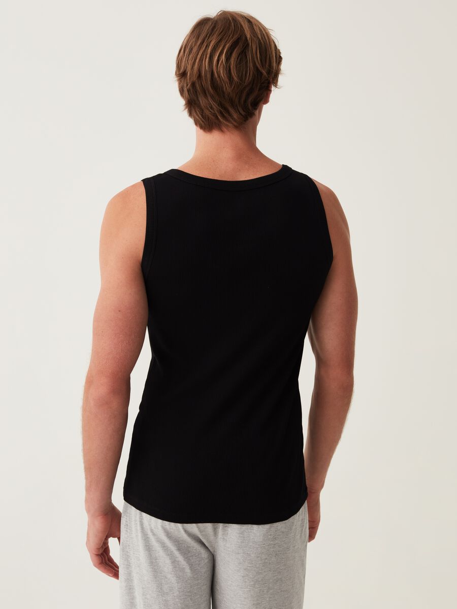 Fine ribbed racerback vest with round neck_2