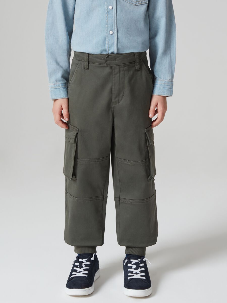 Stretch cotton cargo trousers_1