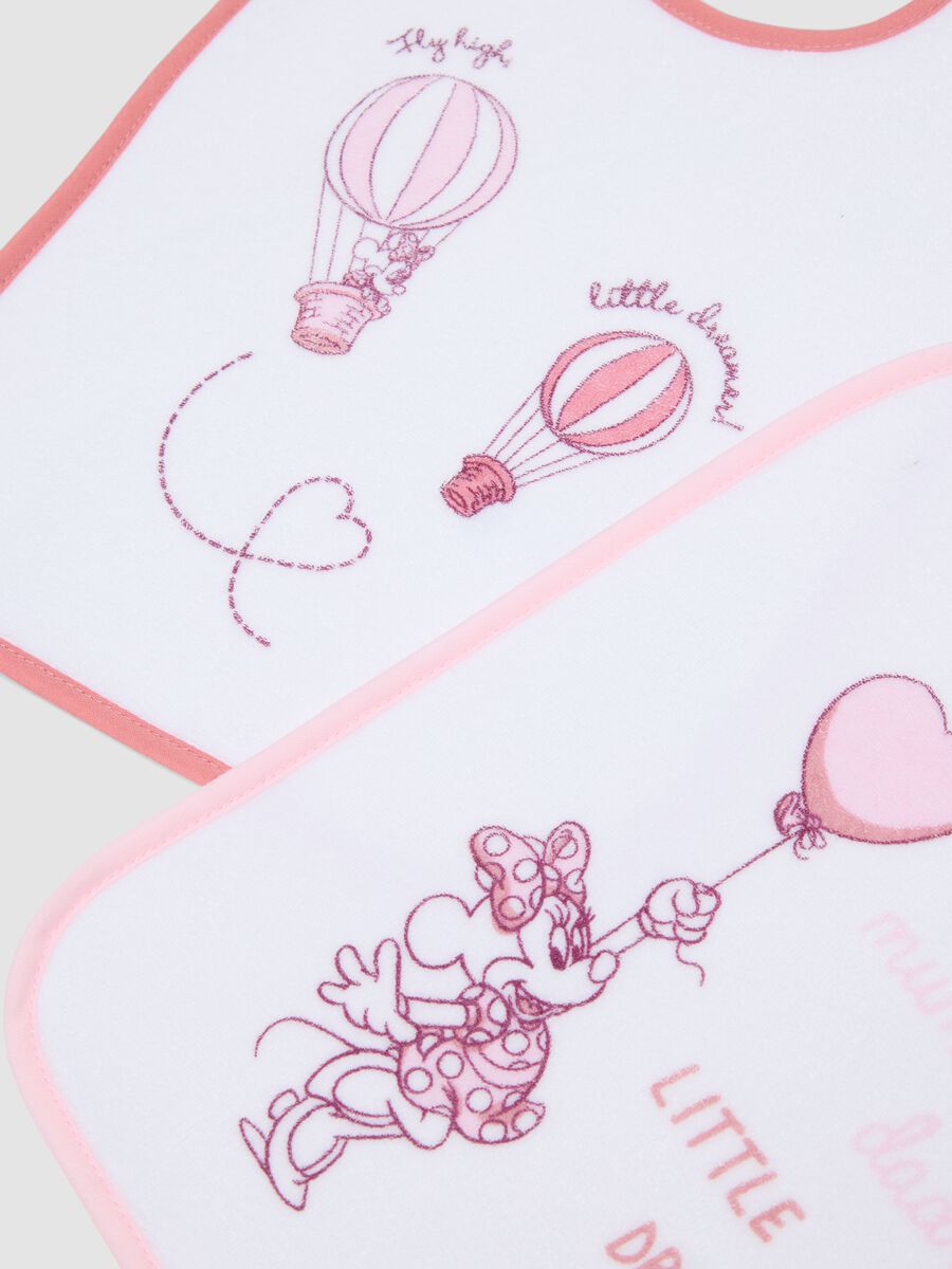 3-pack of pink and white organic cotton bibs with Minnie graphics for baby girl_2
