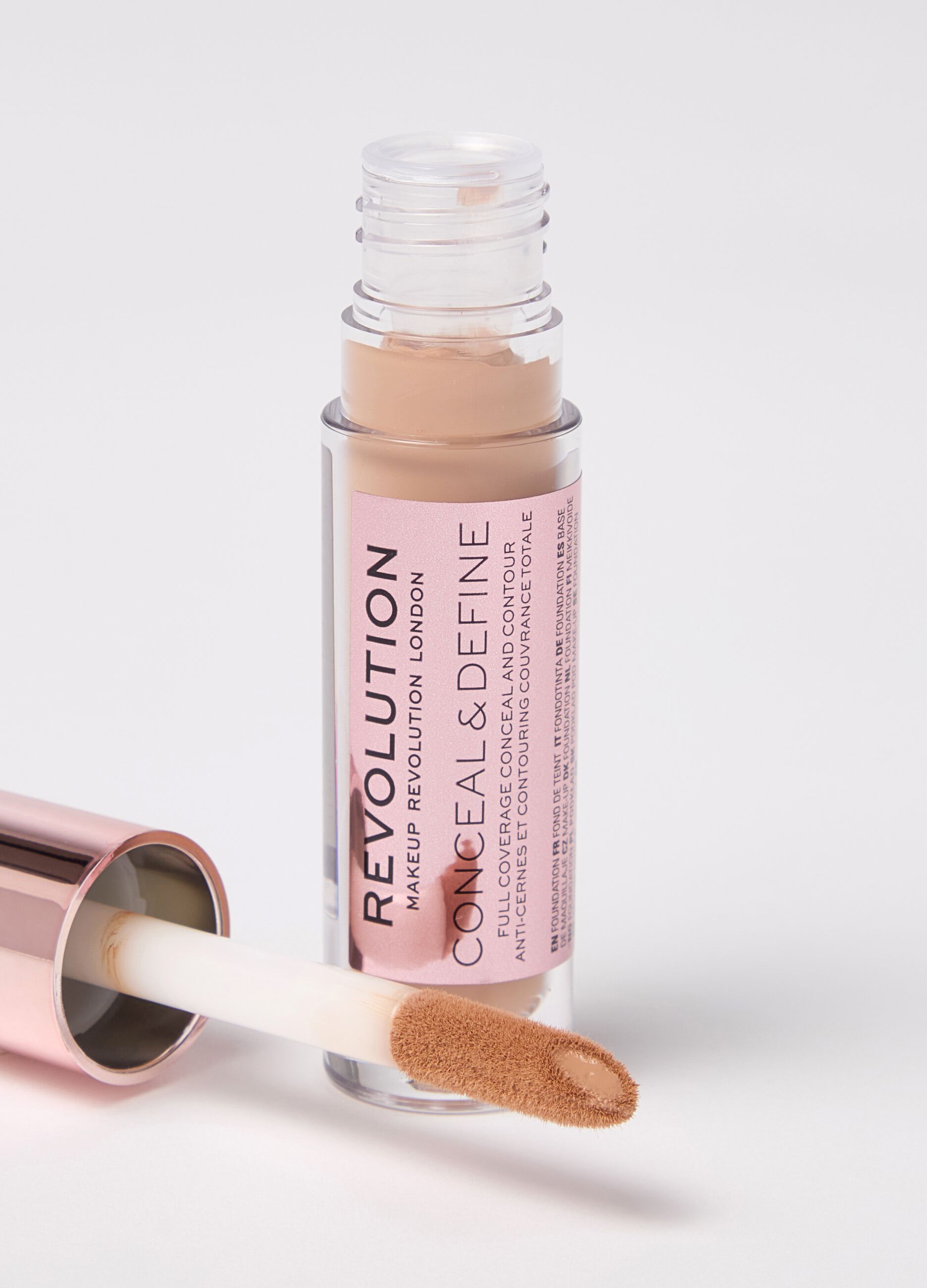 Conceal & Define concealer C10