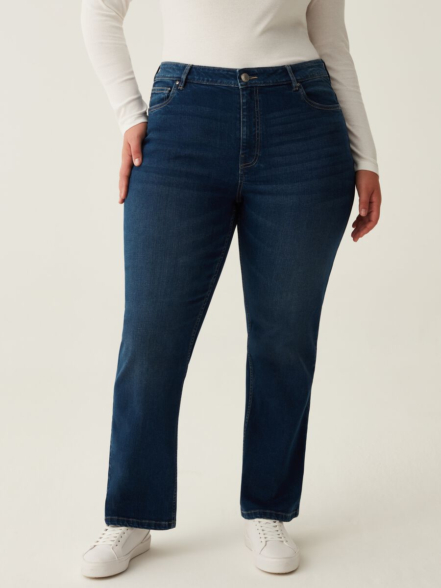 Curvy straight-fit jeans with fading_1