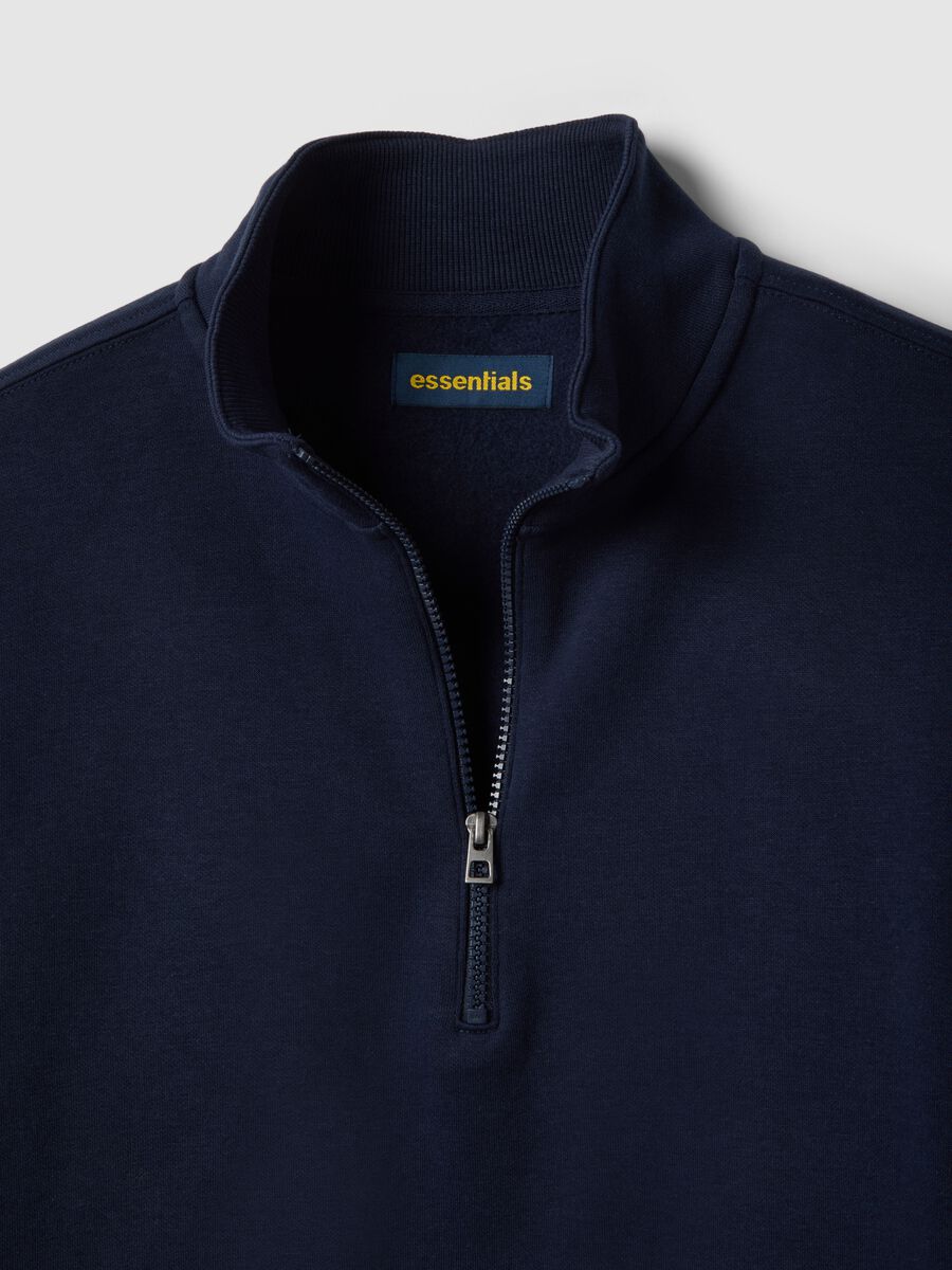 Sweat en m&eacute;lange de coton bleu coupe regular avec demi-zip_1