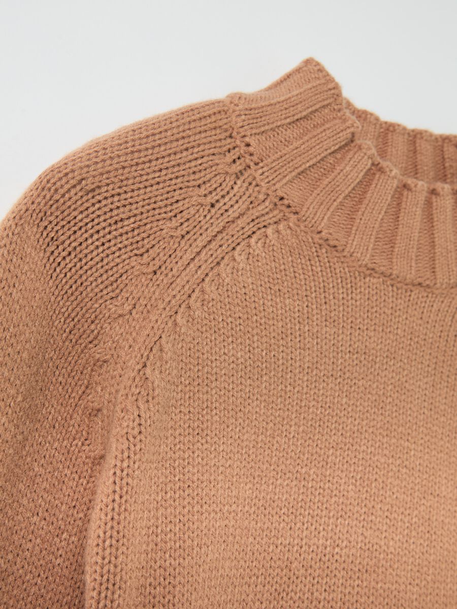 Knitted top with mock neck_5