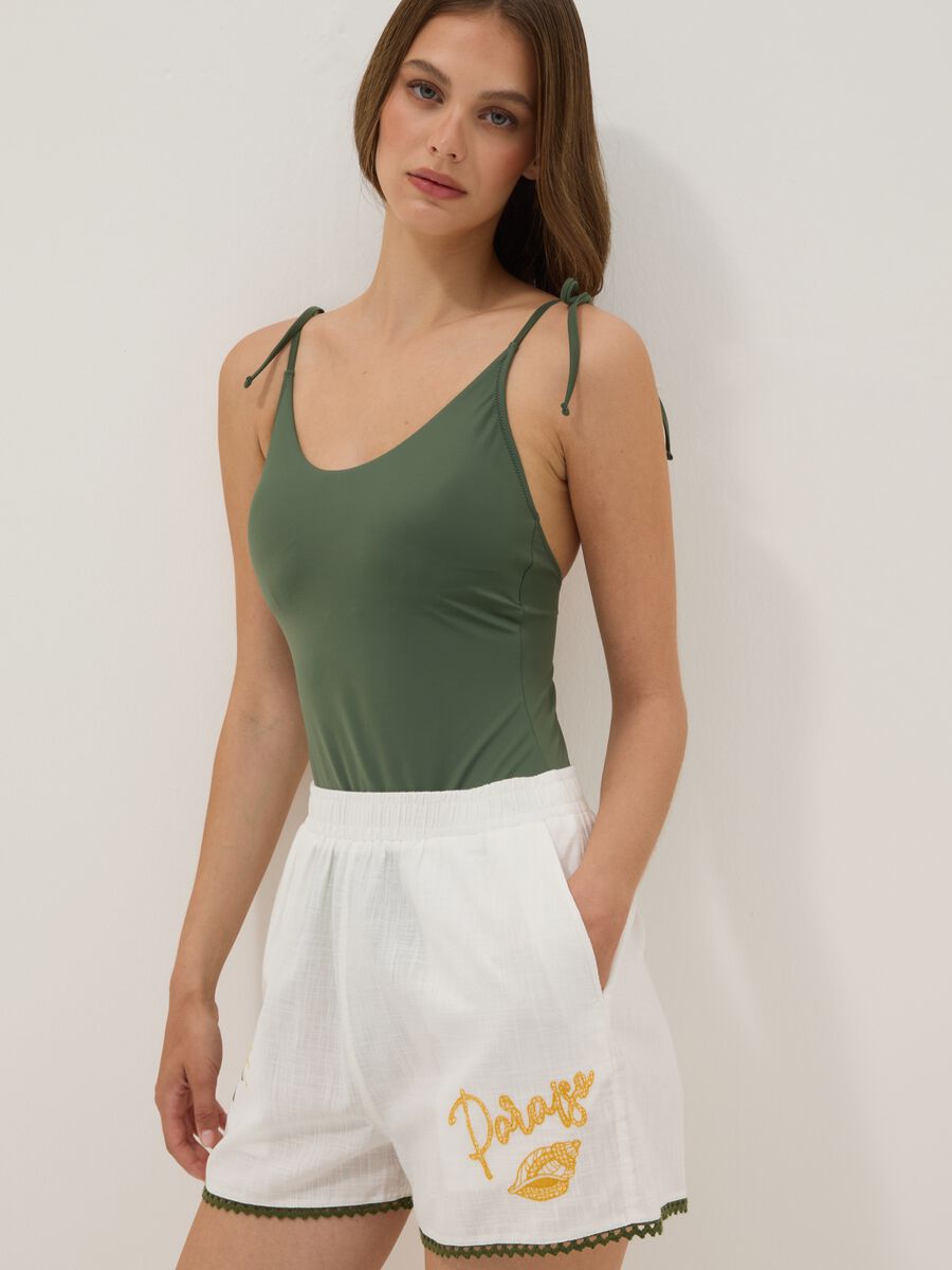 White pure cotton beach shorts with embroidery_3