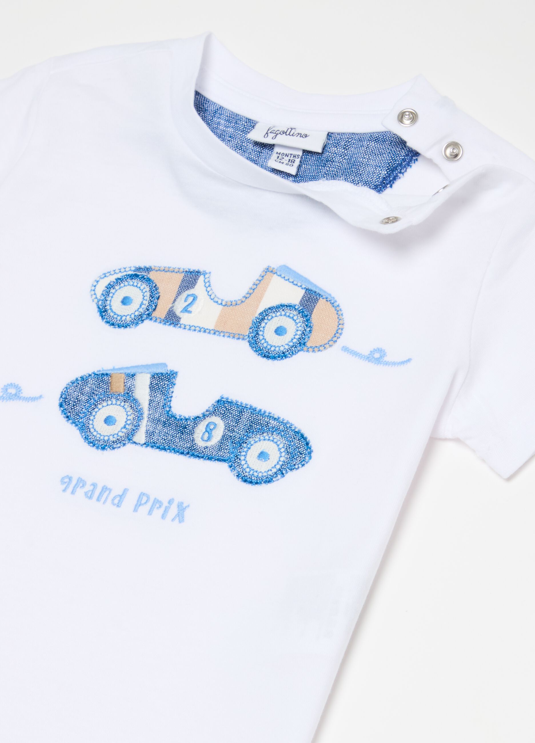 Cotton T-shirt with racing car patch