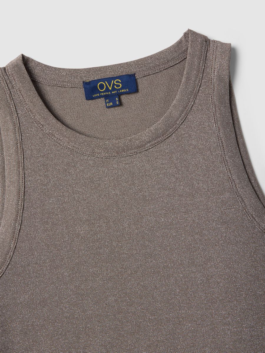 Graues glitzerndes Top in regul&auml;rer Passform mit d&uuml;nnen Tr&auml;gern_5