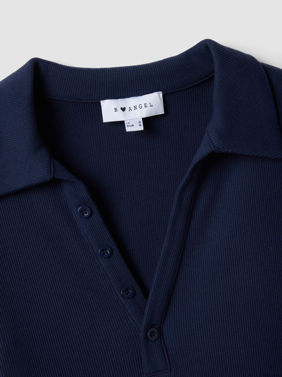 &Mu;&pi;&lambda;&epsilon; &phi;ό&rho;&epsilon;&mu;&alpha; &sigma;&epsilon; &kappa;&alpha;&nu;&omicron;&nu;&iota;&kappa;ή &gamma;&rho;&alpha;&mu;&mu;ή &alpha;&pi;ό &epsilon;&lambda;&alpha;&sigma;&tau;&iota;&kappa;ό &beta;&alpha;&mu;&beta;ά&kappa;&iota; &mu;&epsilon; &lambda;&alpha;&iota;&mu;ό&kappa;&omicron;&psi;&eta; V_5