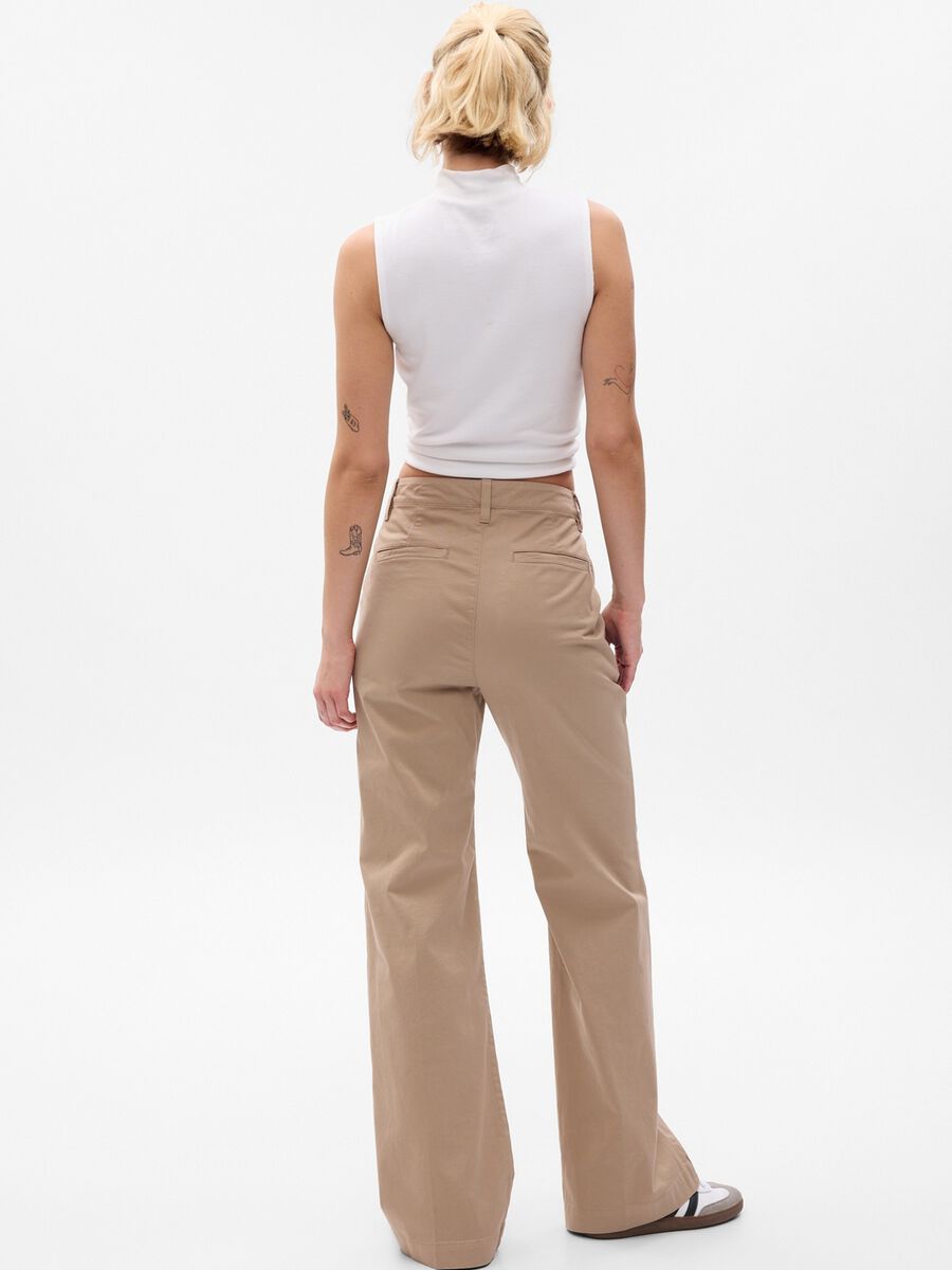Pantaloni flare fit in cotone stretch_1