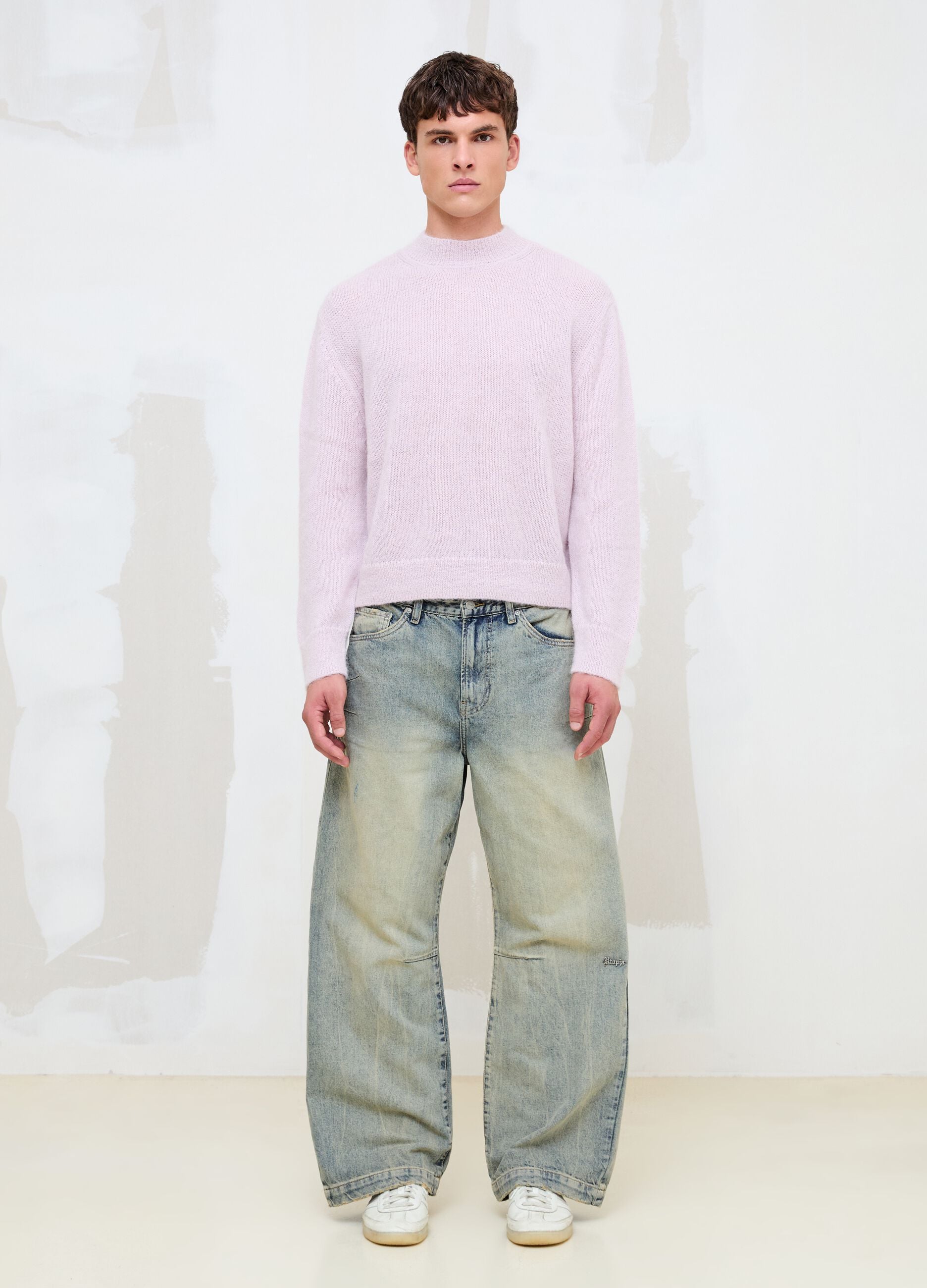 Mohair-Pullover mit Rundhalsausschnitt in Hellrosa