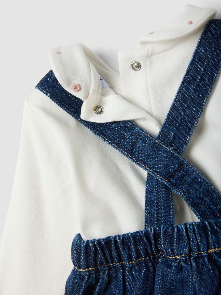 Blue and white cotton-viscose blend set with classic collar for baby girl_3