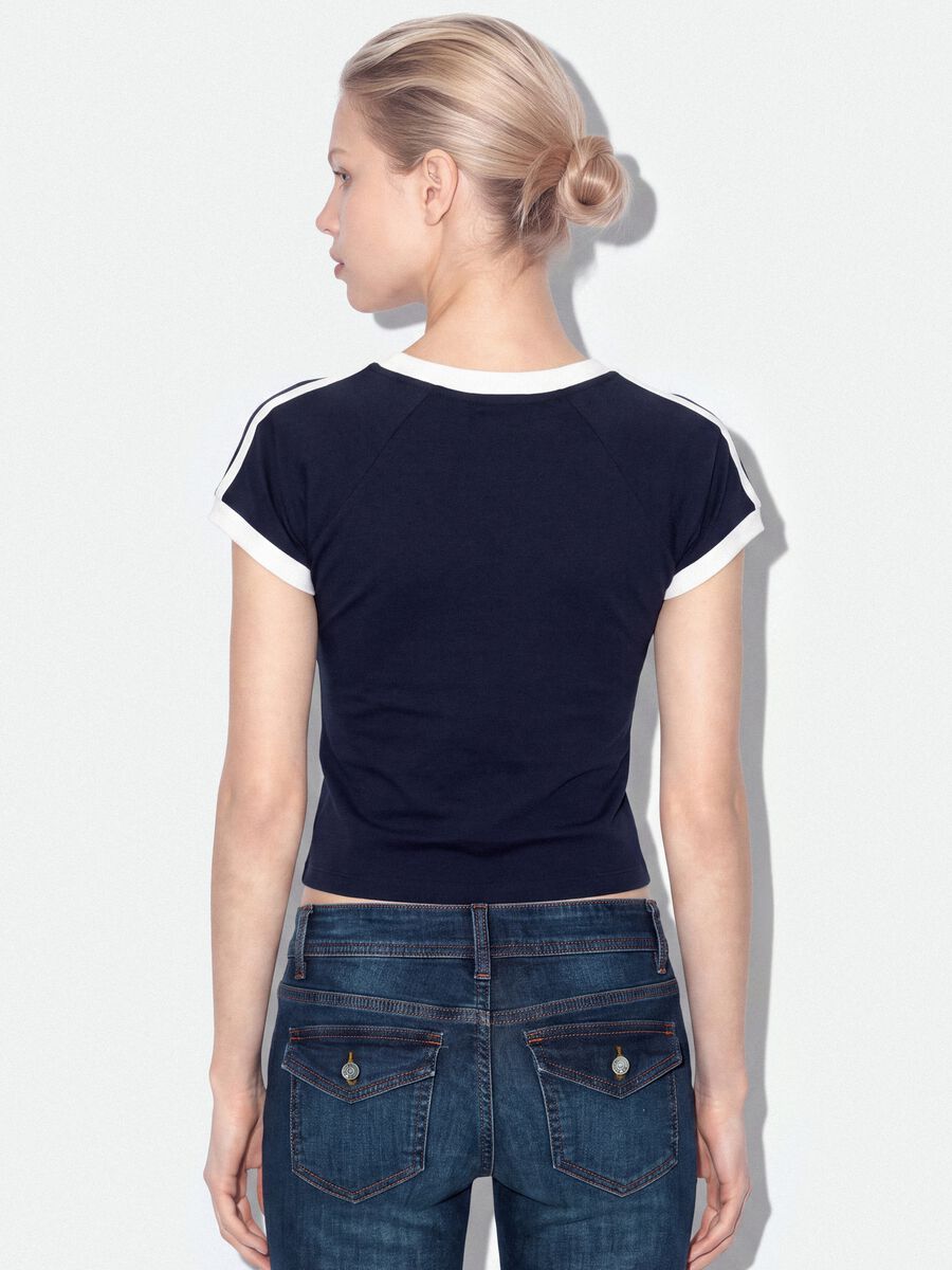 Blue pure cotton V-neck T-shirt with front print_2