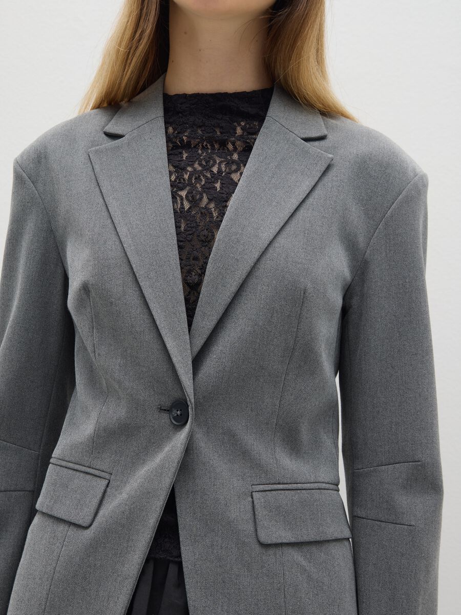Grey slim fit blazer with lapel and button_3