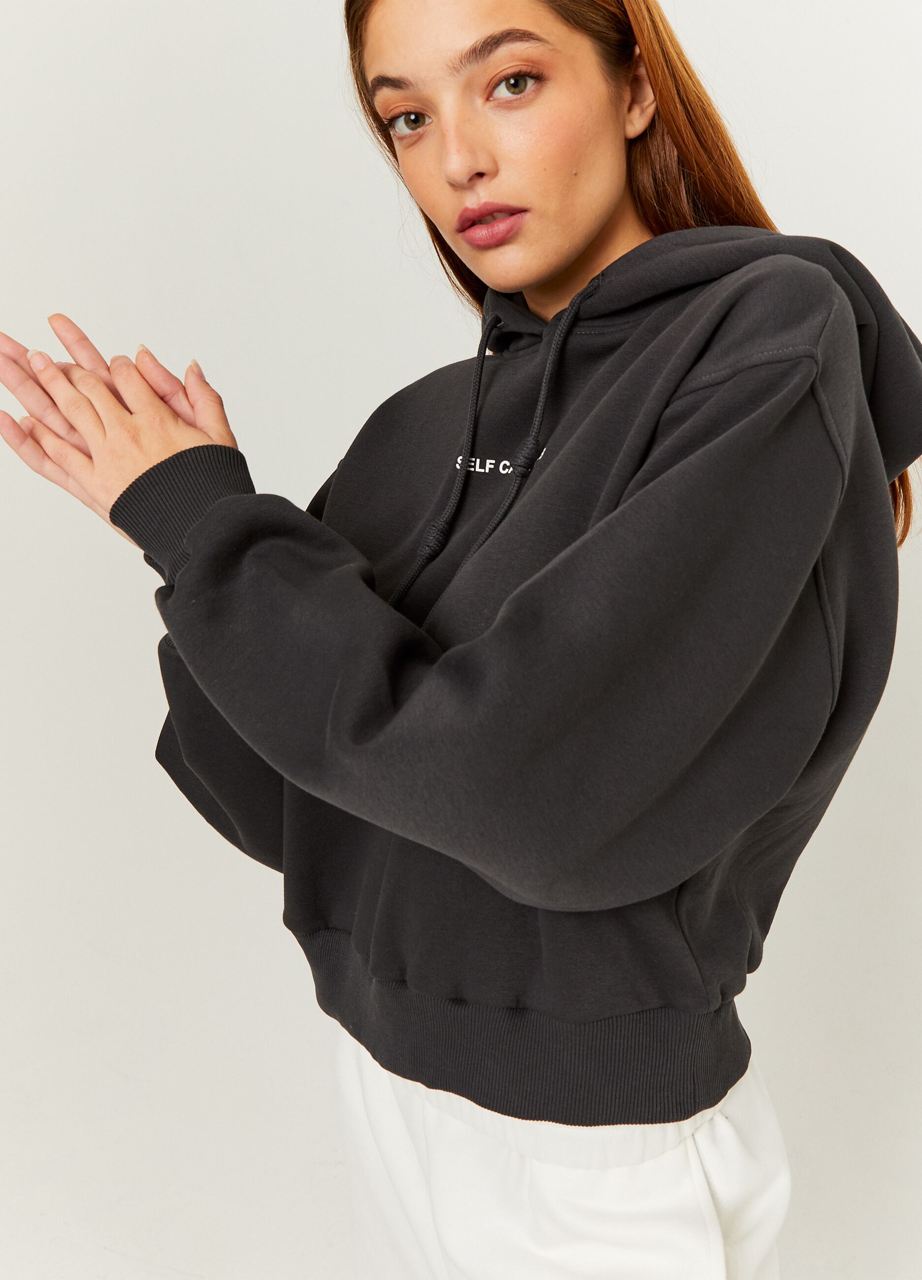 Oversized sweatshirt with hood and print