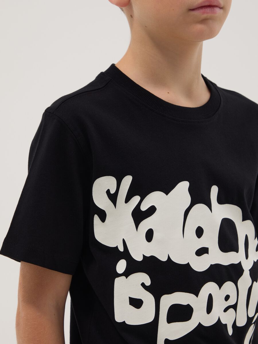 Boy's black pure cotton regular fit T-shirt with print_1