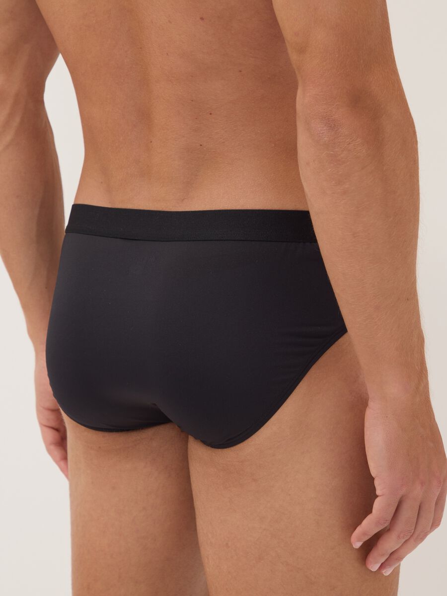 3er-Pack schwarze Slips aus elastischer Mikrofaser_2