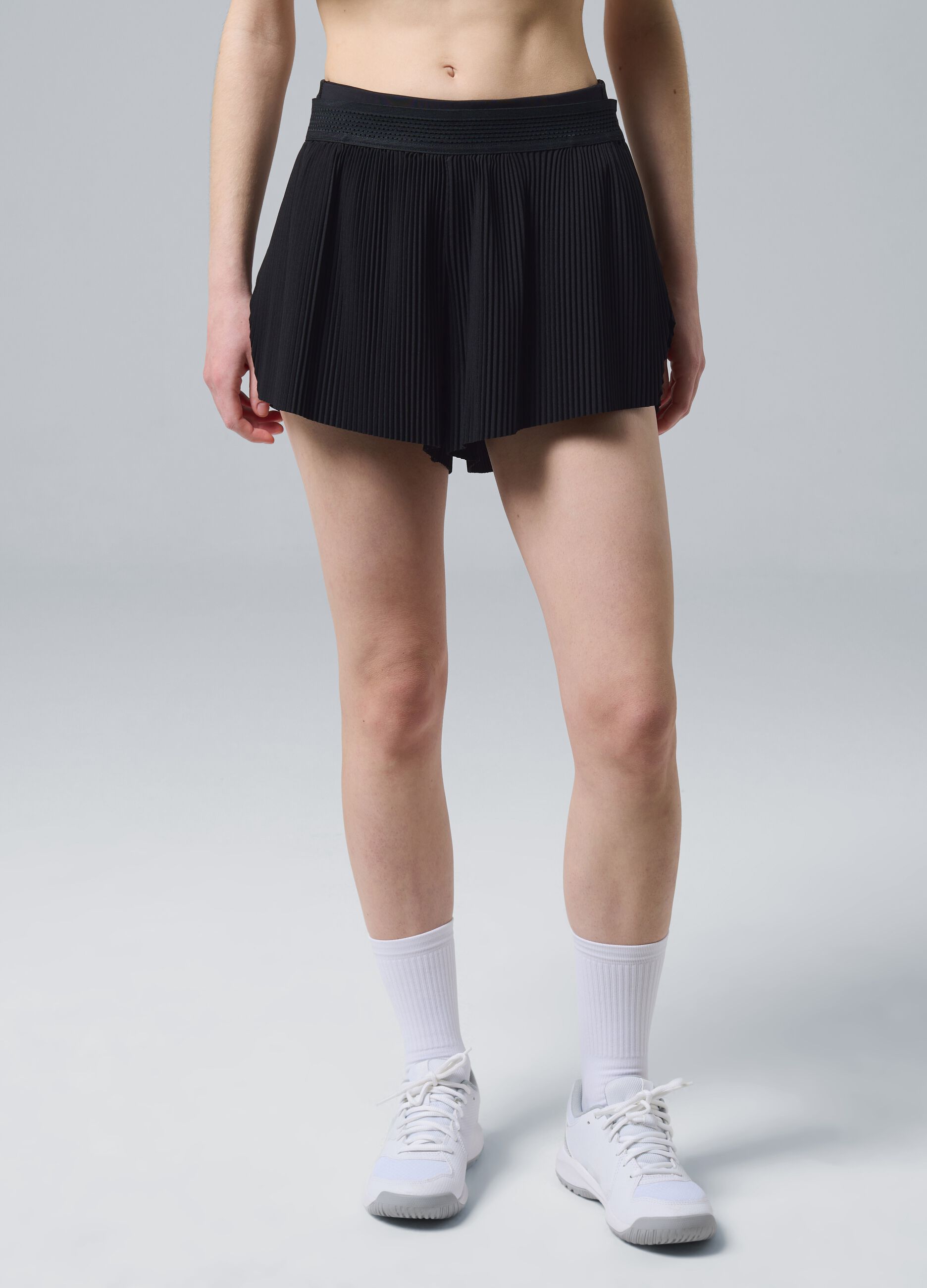 Schwarze plissierte Sportshorts ALTAVIA COURT aus Stretchmaterial mit herausnehmbarer Innenhose