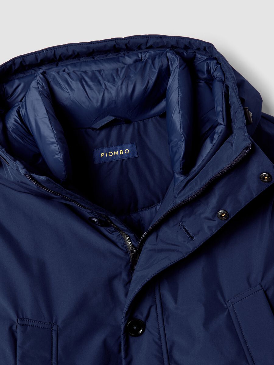 Parka imbottito lungo blu navy con cappuccio_5