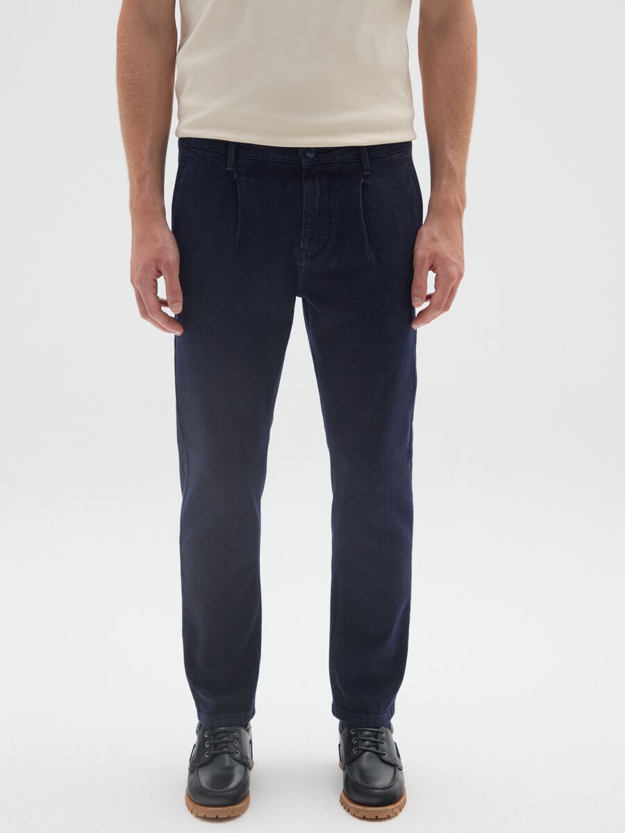 Blaue Denim-Chino-Hosen_1