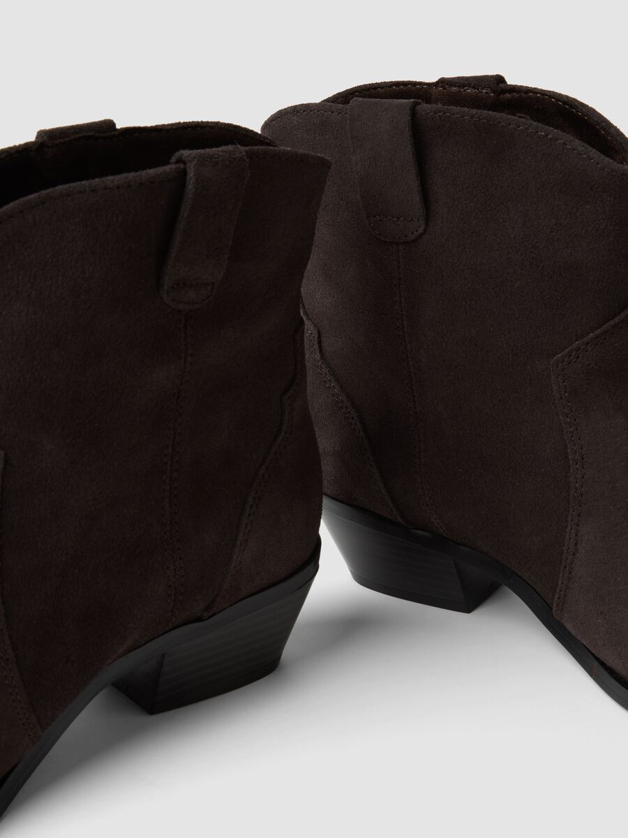 Brown low-heel genuine leather ankle boots_2