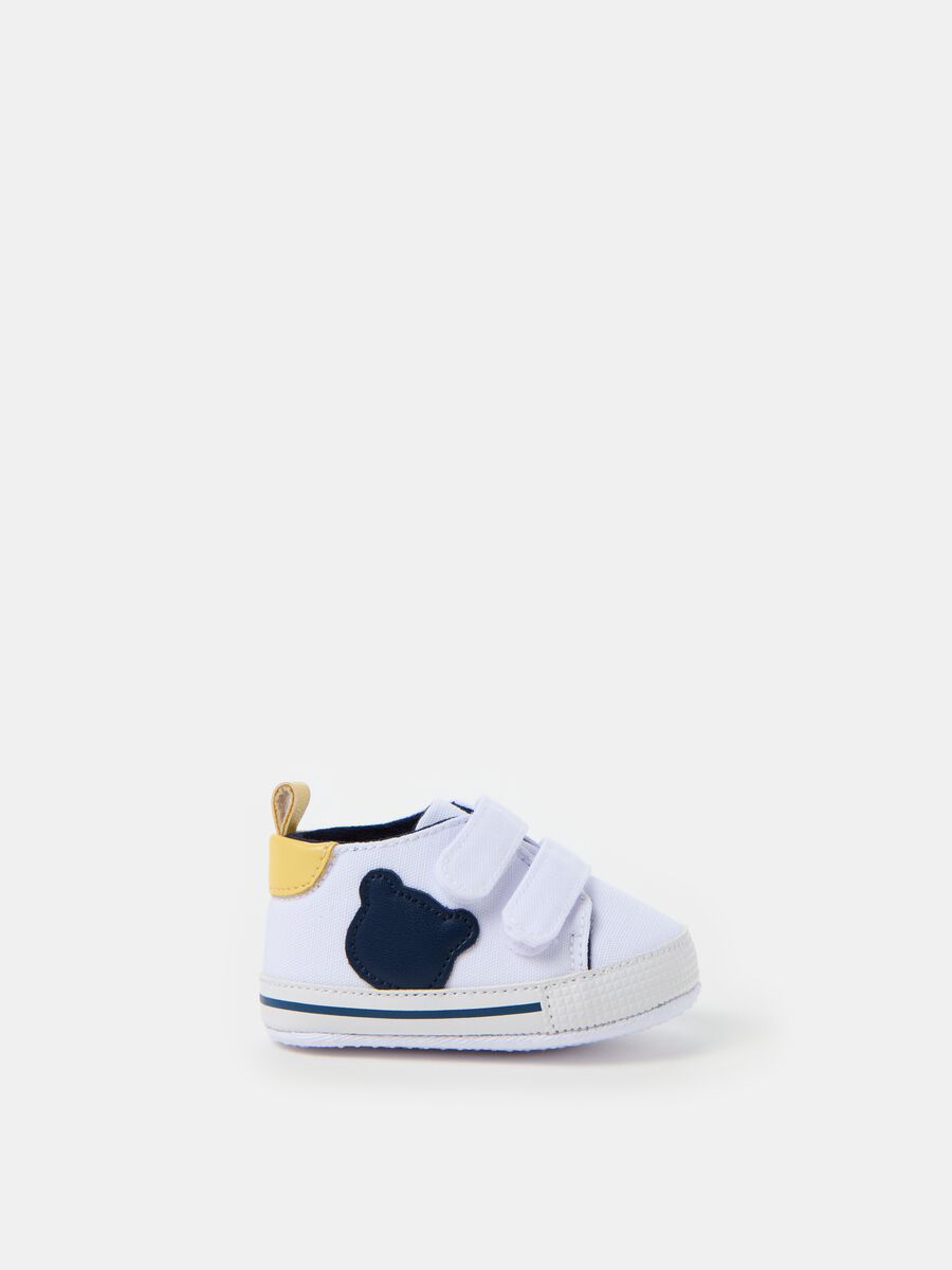 Cotton shoes with teddy bear patch_0