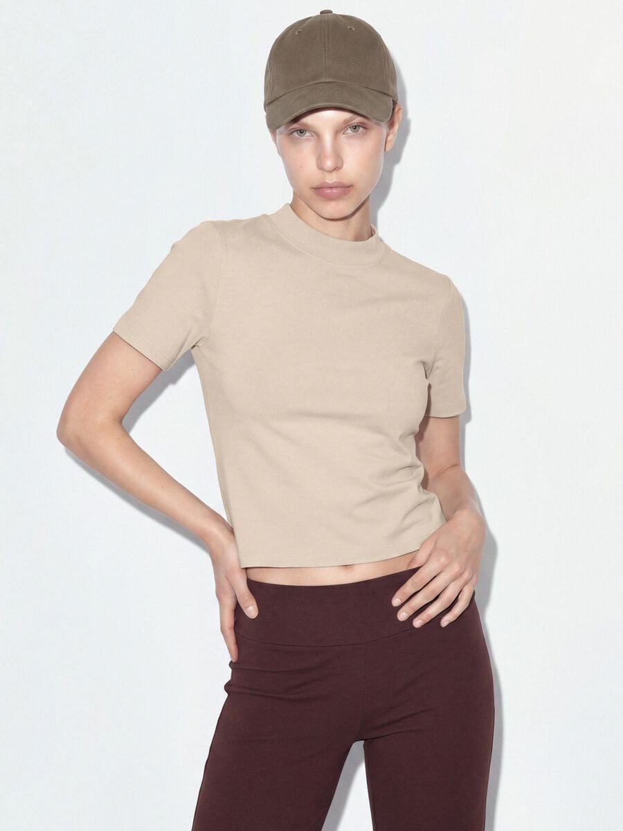 Beige fitted stretch-cotton T-shirt with high neck_0