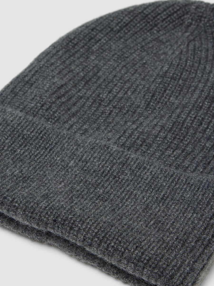 Dark grey ribbed pure cashmere beanie_1