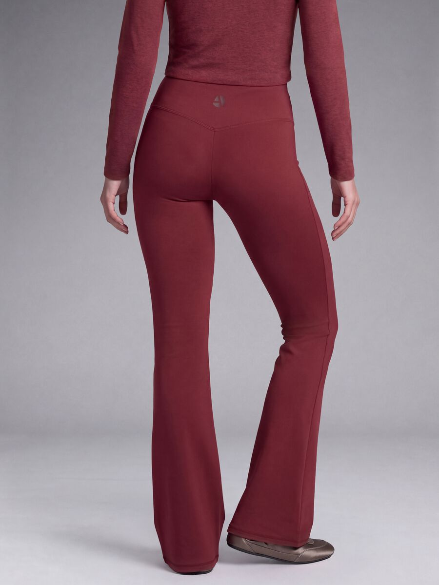 Red flared leggings in stretch fabric_2