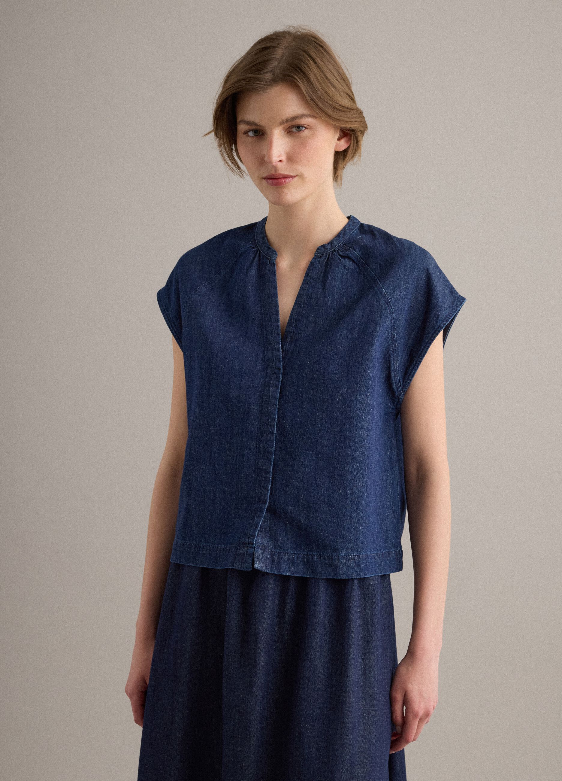Blaue Denim-Hemdbluse aus Baumwoll-, Leinen- und Viskosemix, Oversize-Fit