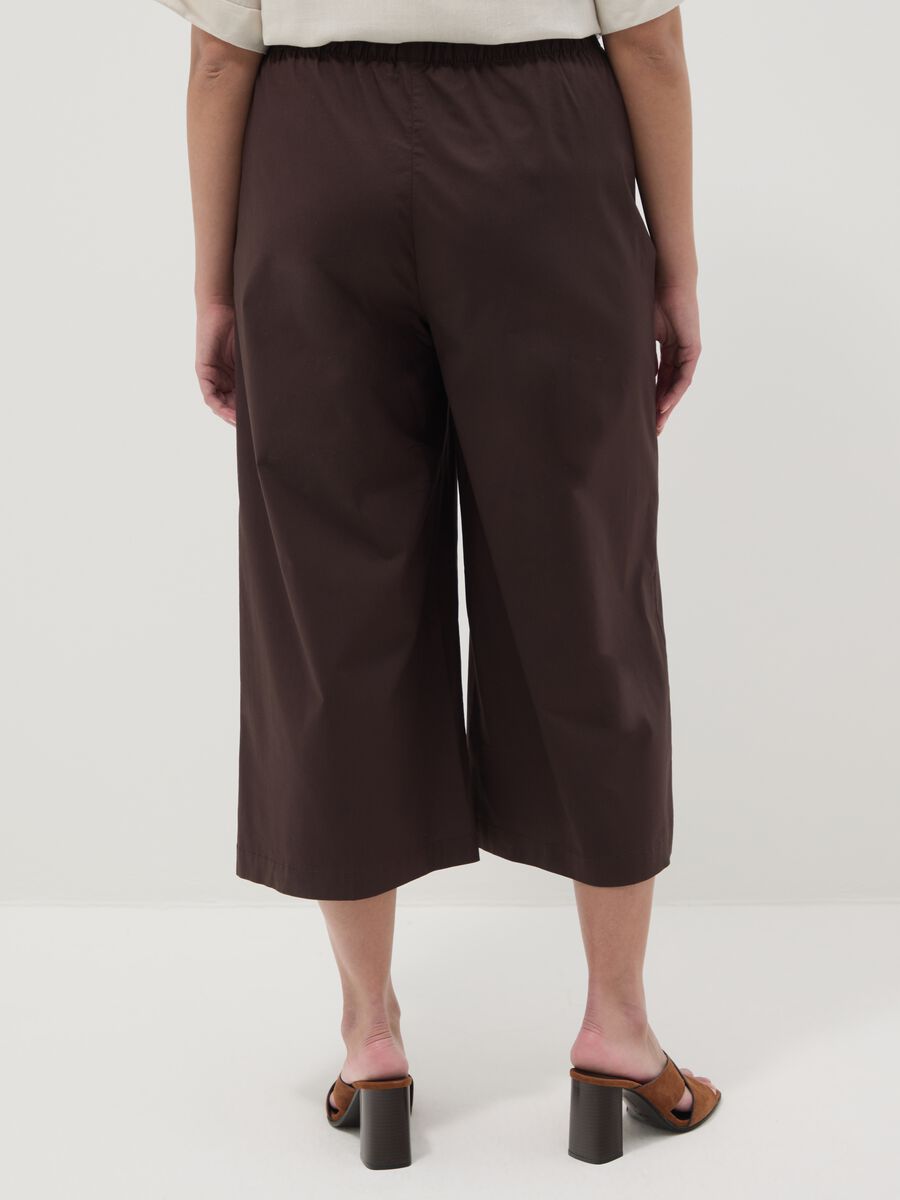 Braune Wide-Leg-Hose aus Stretch-Baumwolle_2