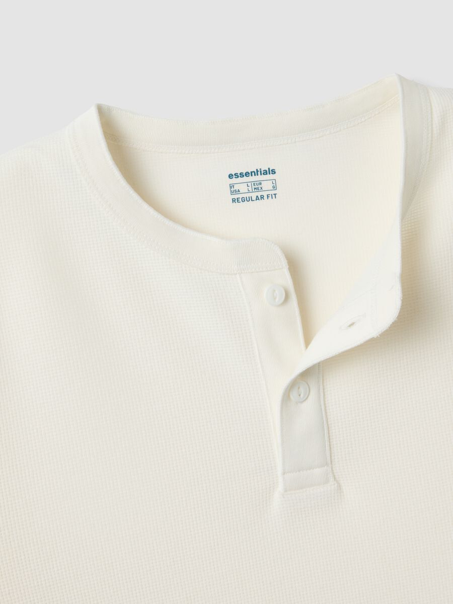 White regular-fit honeycomb viscose-blend T-shirt_5