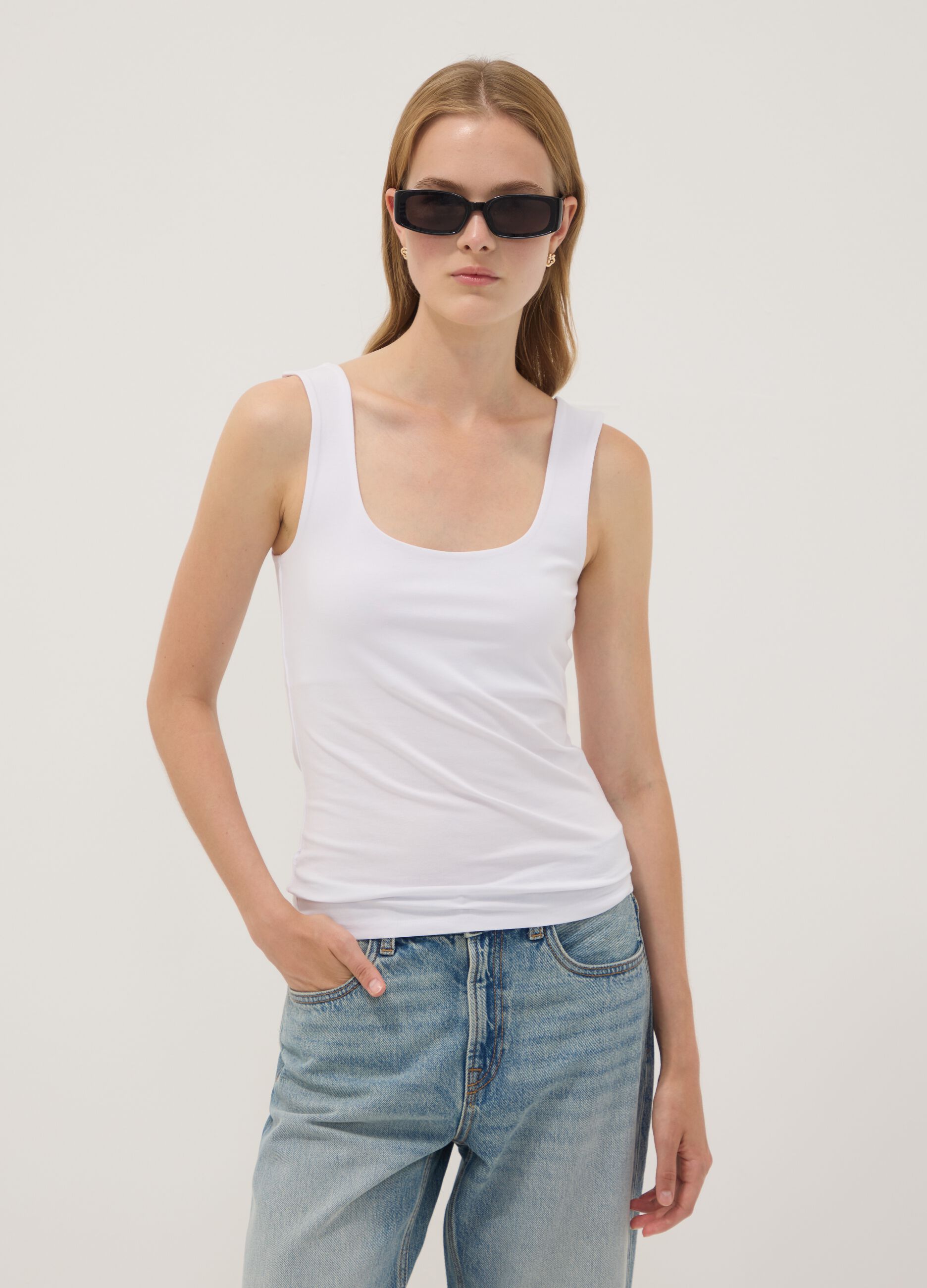 White fitted stretch-cotton tank top