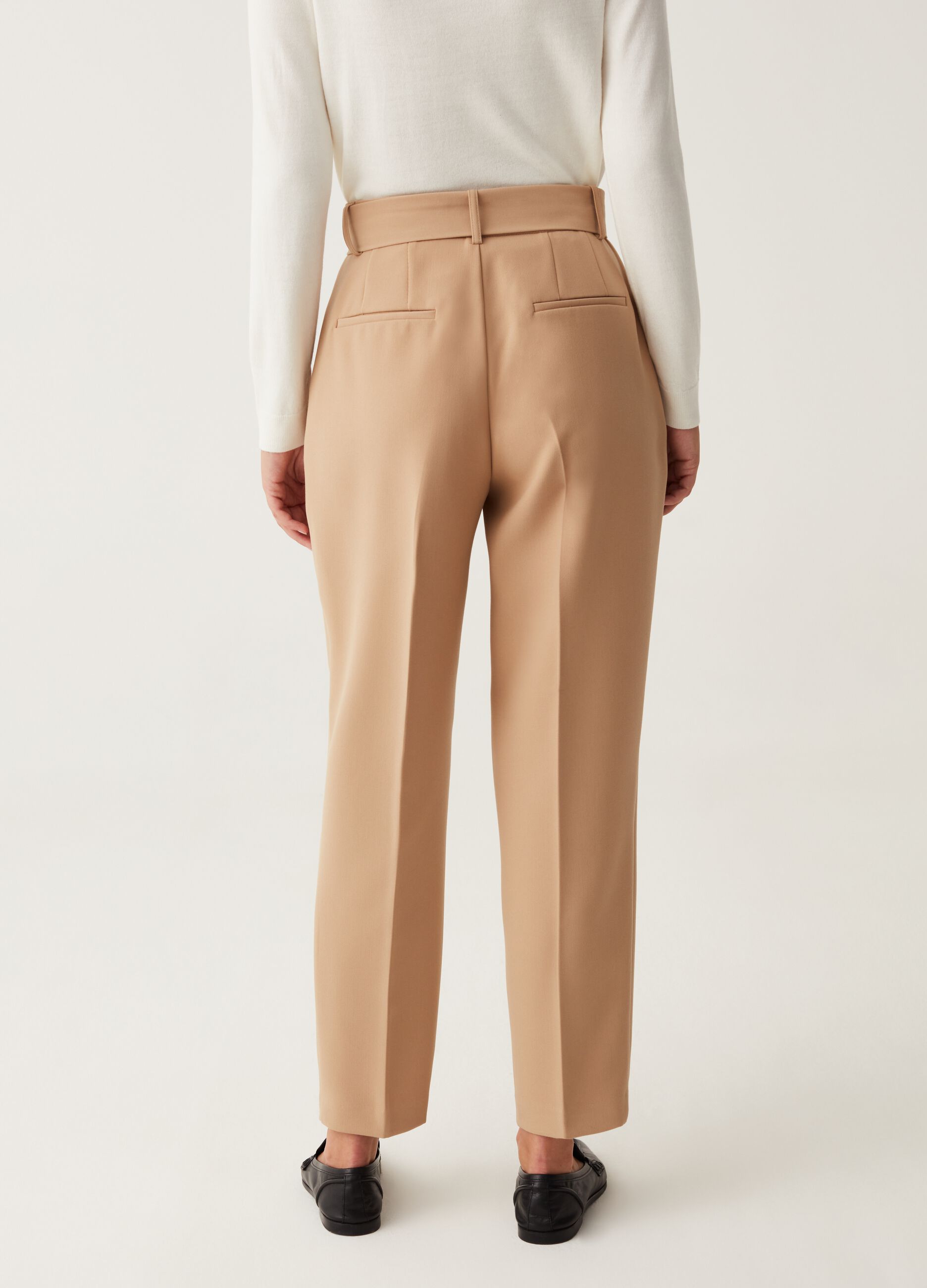 Cigarette trousers with stitching and darts