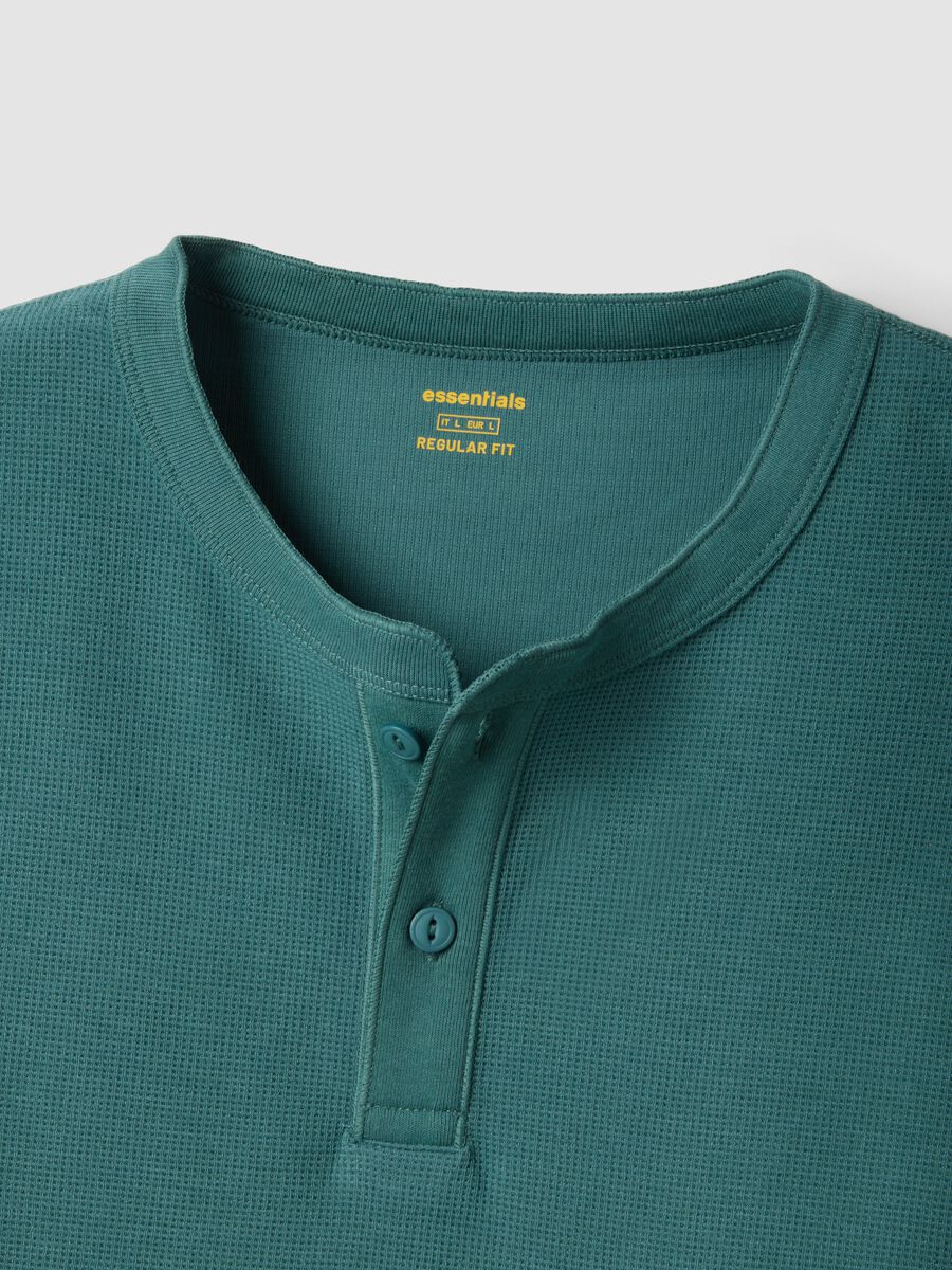 Green short-sleeve regular fit T-shirt with seraphim neck_5