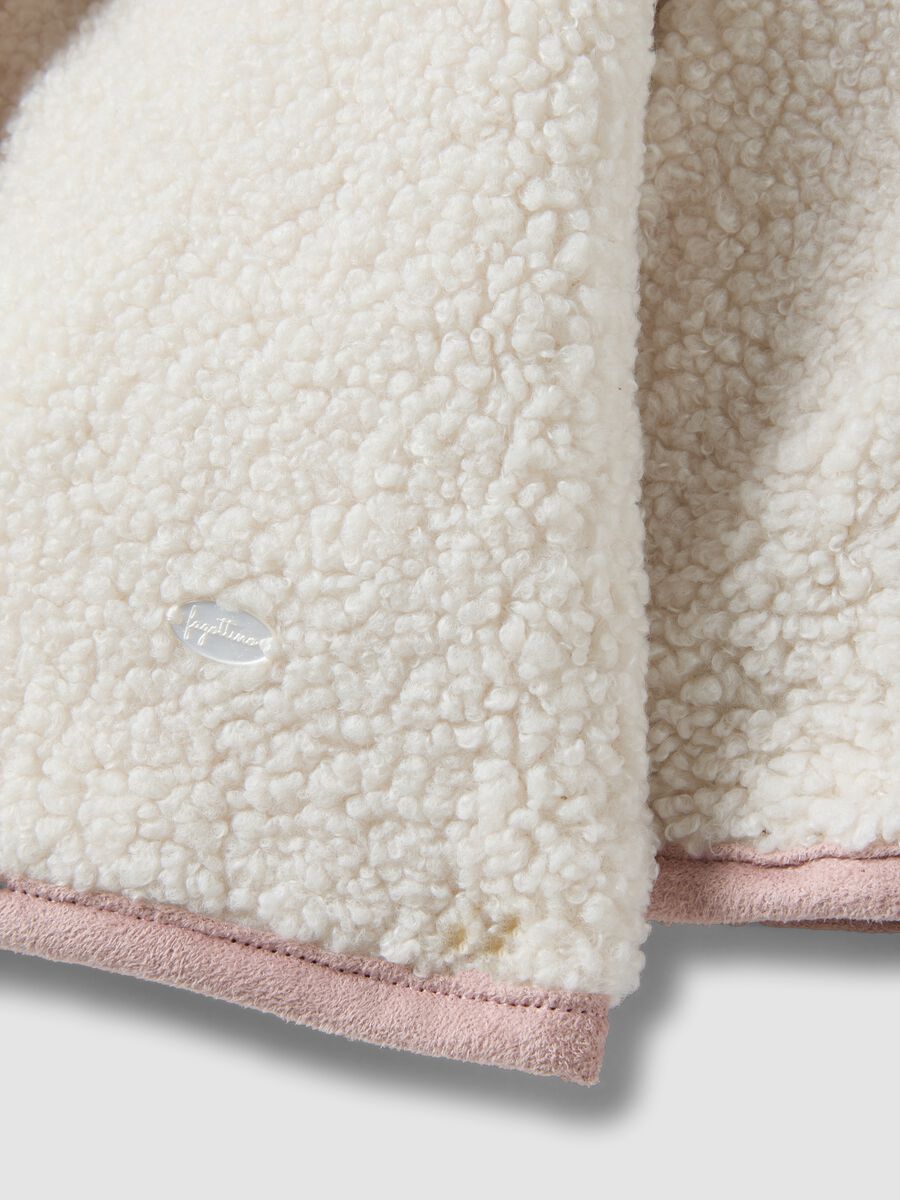 Beige padded teddy-effect jacket with collar and pink trim_3
