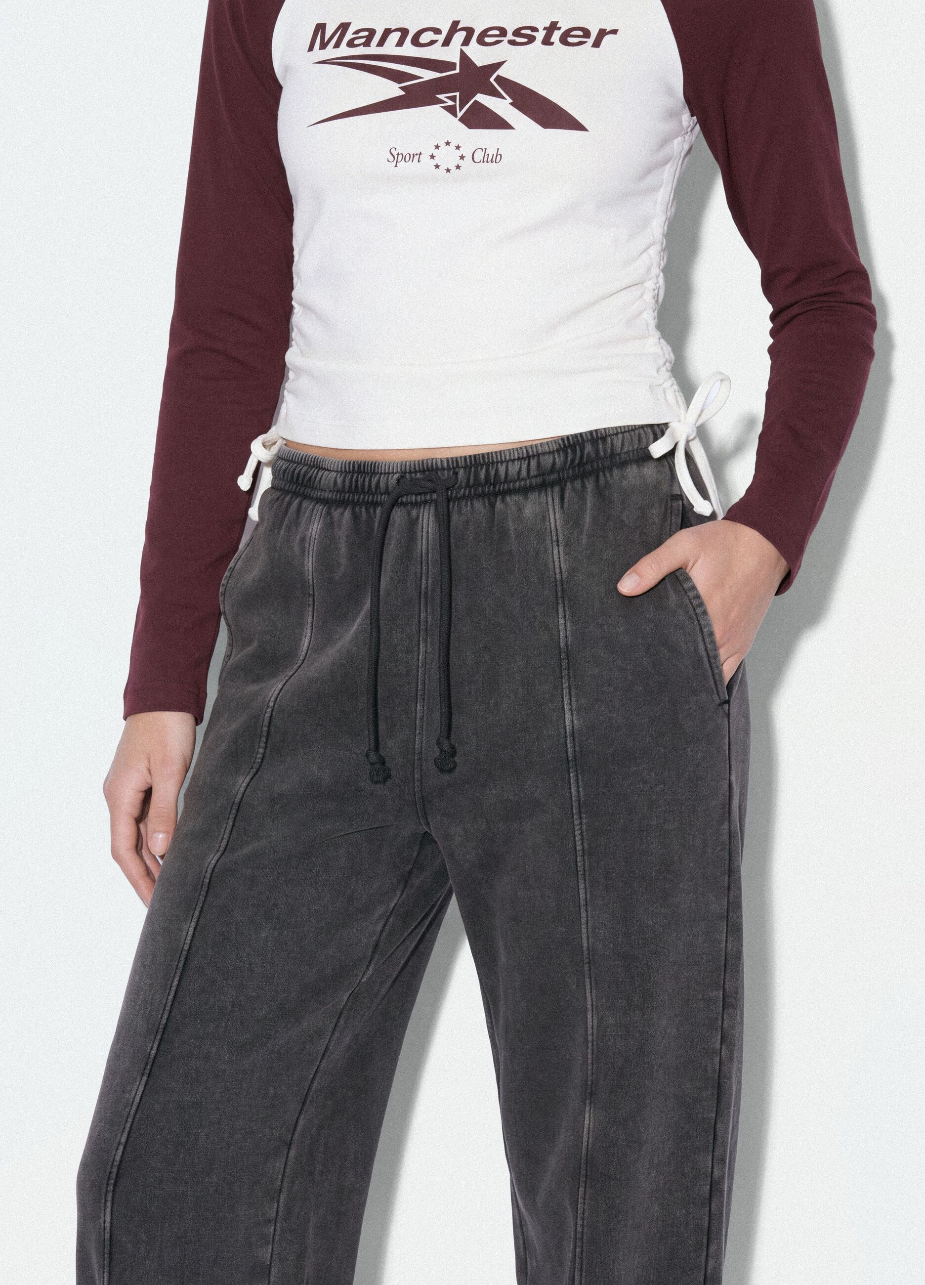 Graue Joggerhose aus Baumwollmix mit Kordelzug