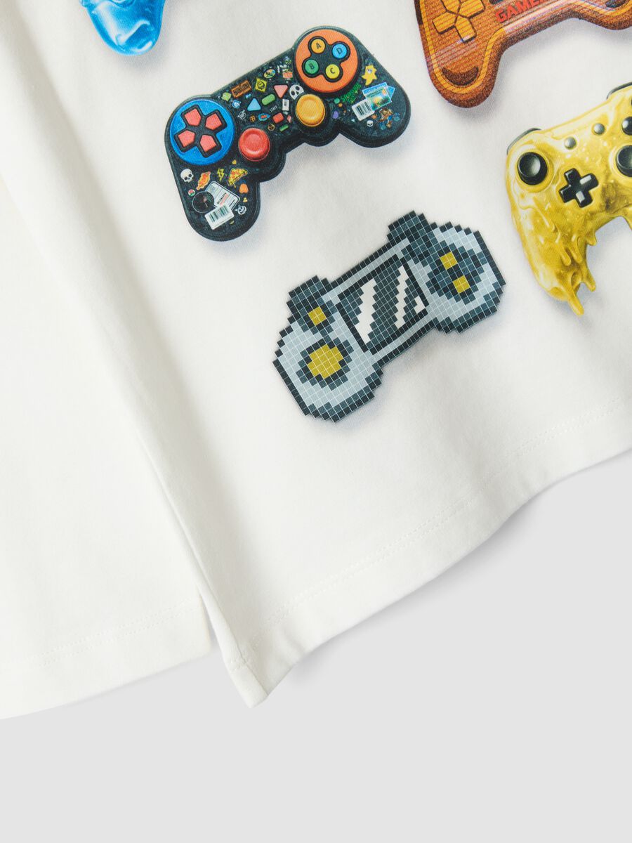 White pure cotton crew-neck T-shirt with gaming print_2