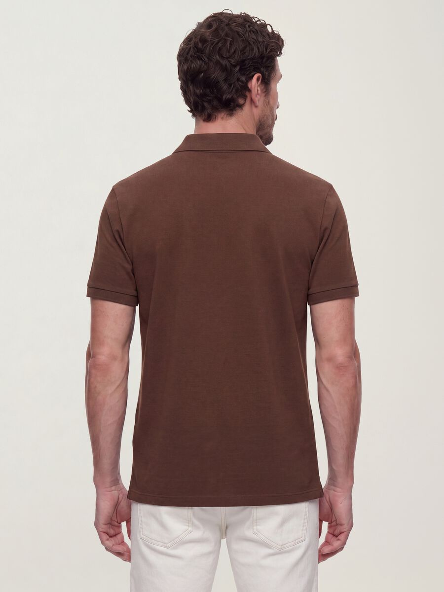 Brown pure cotton piqu&eacute; polo with classic collar, regular fit_3