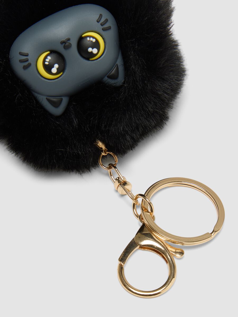 Portachiavi nero con pompon e gattino per bambina_2