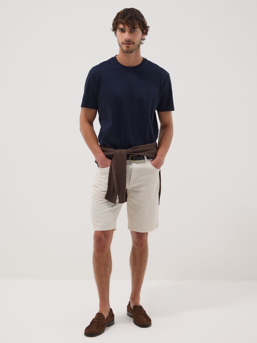 Beige linen-cotton blend five-pocket Bermuda shorts_1