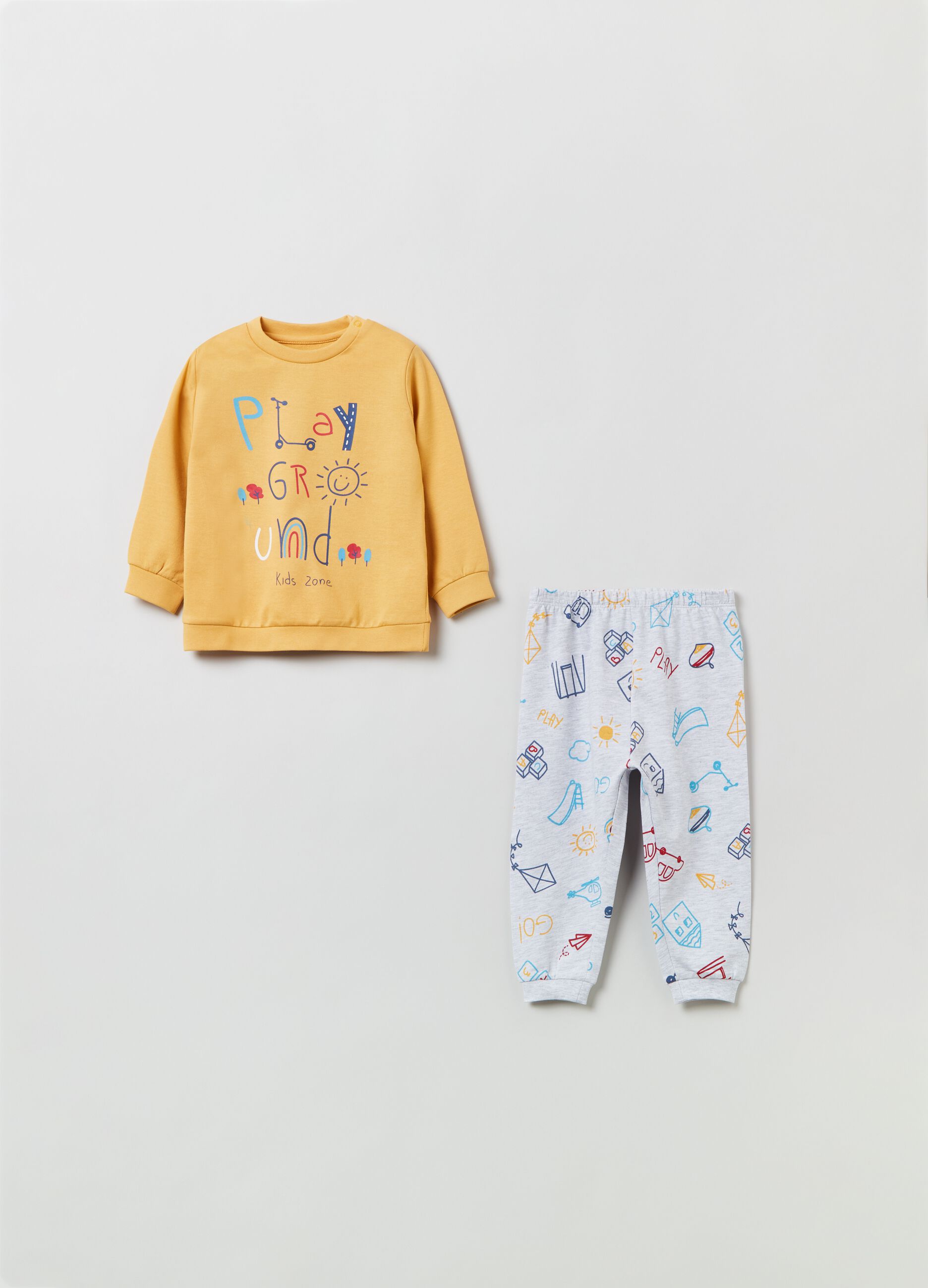 Long pyjamas with print_0