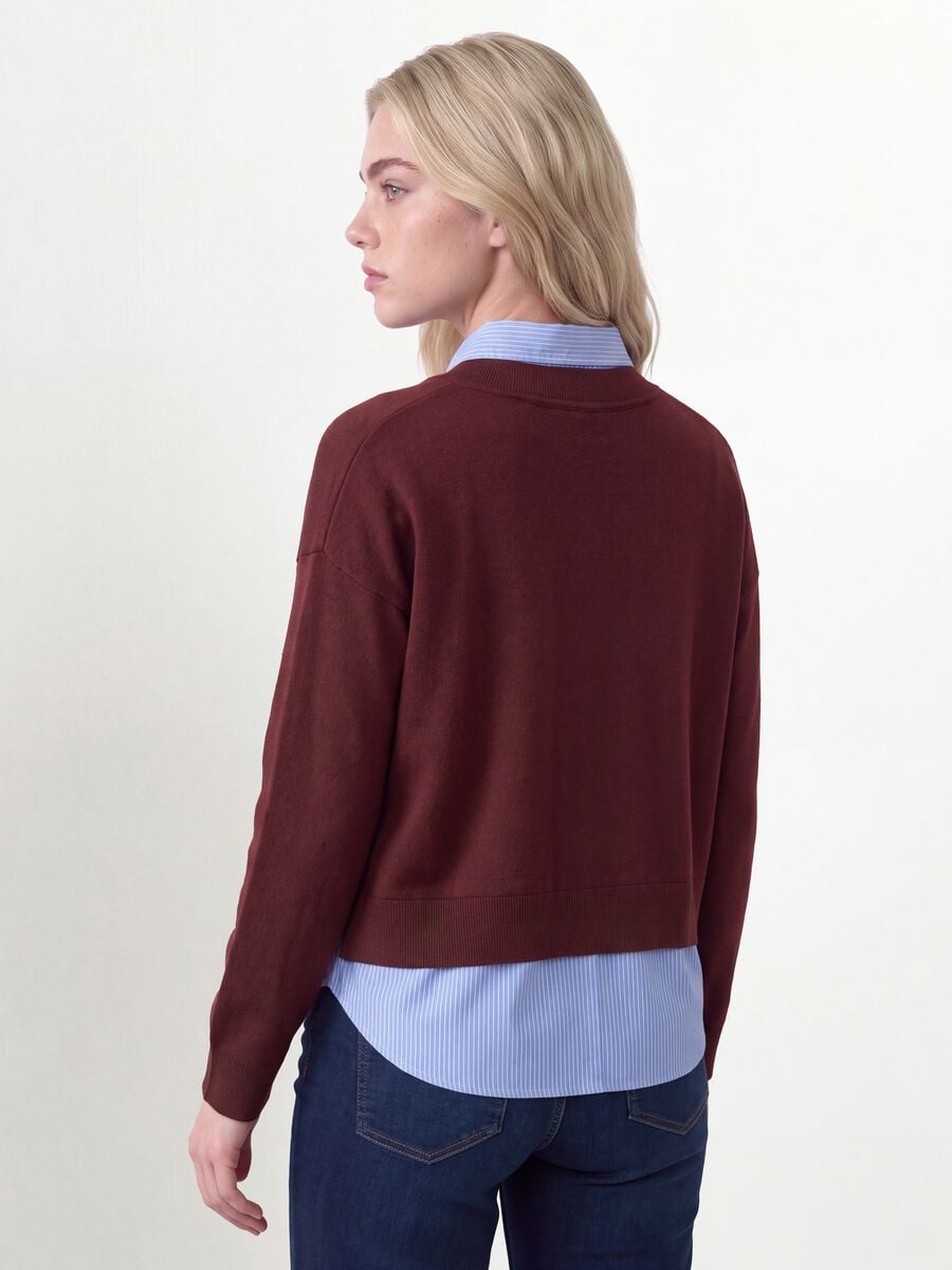Rotes Oberteil aus Viskosemix mit Layering-Effekt_3
