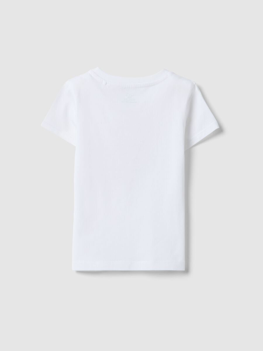 White regular fit pure cotton t-shirt with print for girls_1