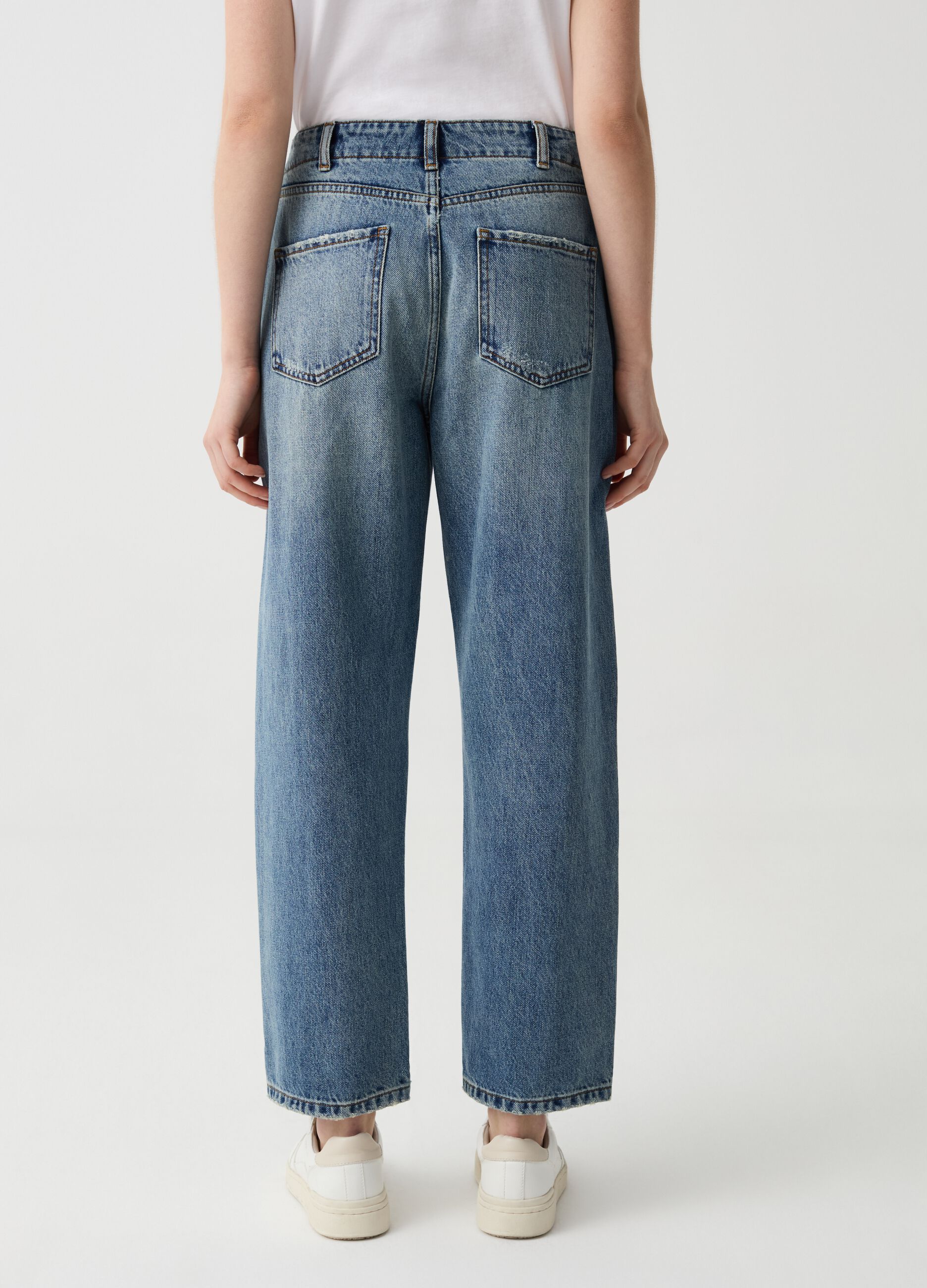 Tapered-fit jeans with darts